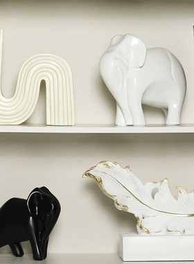 奶油轻奢创意小众客厅书房酒柜办公室装饰品摆件家居饰品样板间
