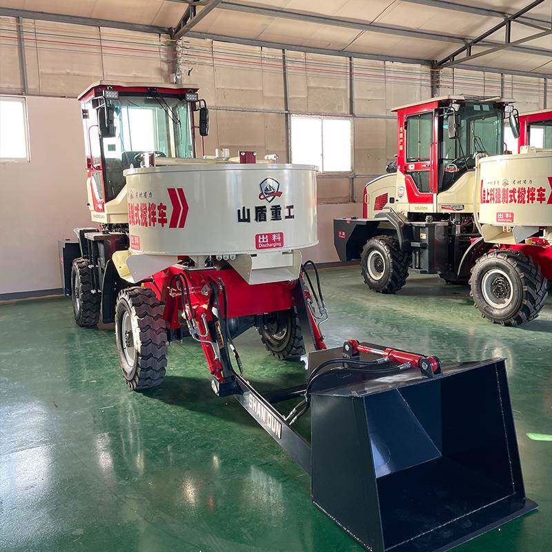 自上料混凝土平口搅拌运输车混凝土搅拌车小型装载机搅拌斗