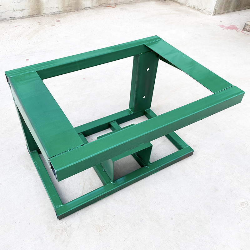 前置电动撒肥机施肥机底座铁托架支架子撒化肥机底部固定架子