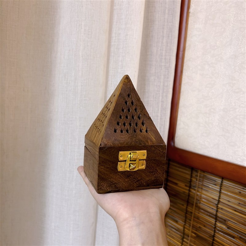 【微瑕】新款木制塔香炉熏香盒金B字塔家用卧摆件香料盒(小号)