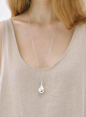 银色大水滴吊坠长版项炼女小众设计高级感锁骨炼气质百搭通勤颈饰
