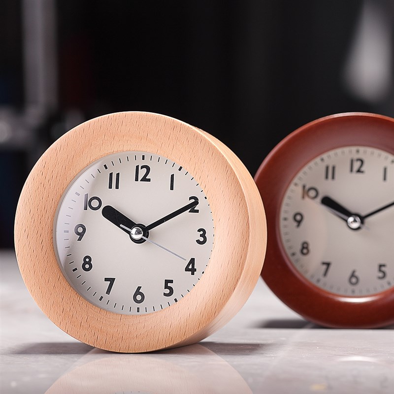 榉木静音实木头闹钟创意学生卧室床头钟表贪睡夜灯出口日系小闹钟