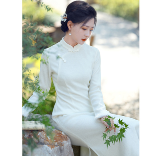 怜雪 秋冬新中式民国风白色连衣裙修身内搭打底针织改良旗袍长裙