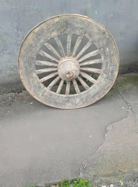 古朴怀旧老物件完老车轱辘拍戏马车旧轮子香樟木车轮装饰摆饰