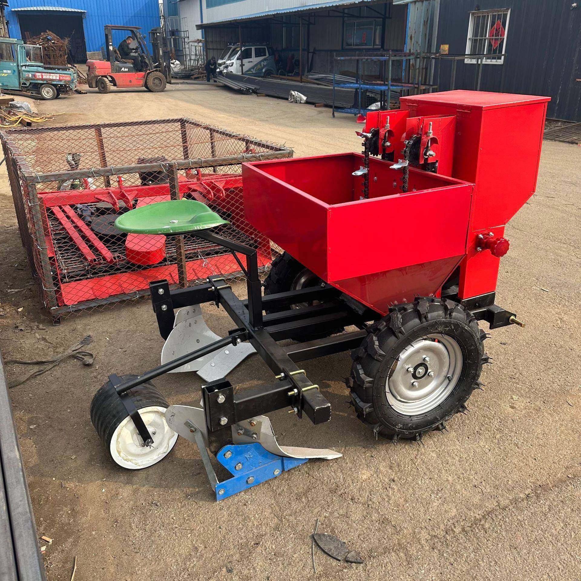 土豆种植机械 双垄双行播种施肥覆膜一体机 单垄双行马铃薯播种机,农机/农具/农膜,播种栽苗器/地膜机,淘宝优惠券,粉丝福利购,淘宝优惠卷