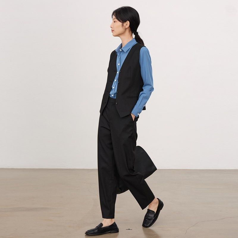 宿色西装马甲女款衬衫叠穿2024新款春秋职业正装马夹套装工作服