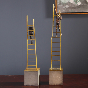 攀登者 创意人物雕塑 思考者摆件 书房书柜电视柜饰品 玄关工艺品