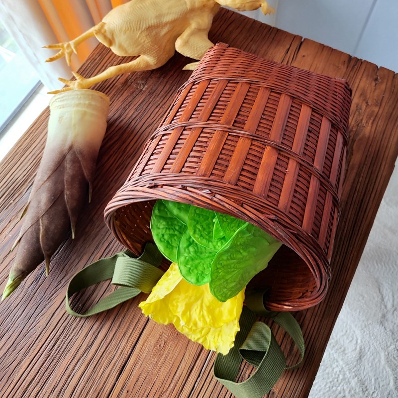 复古红竹编背篓加厚头层竹皮箩筐有背带竹筐采摘竹制品表演道具