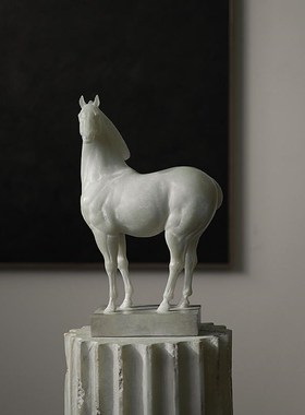 形上白马之韵唐马招财马家居饰品白色马客厅酒店装饰复古