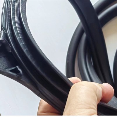 适配广汽传祺GA3GA6GA8GS4gsaS8原汽车身门框条圈后备箱密封