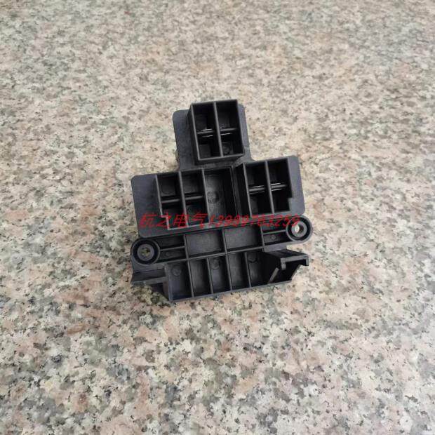 一代GCS低压开关柜抽屉一次静插件HZ-1/3后出线转接件250A-400A