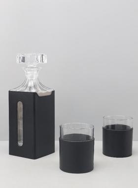 现代轻奢皮革玻璃醒酒器酒具套装摆件客厅酒店酒柜餐边柜家居饰品
