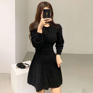 白色毛衣连衣裙女秋冬季加厚收腰小个子针织打底裙长袖内搭短裙子