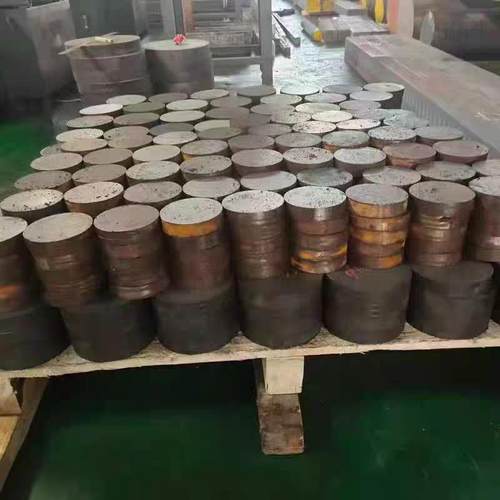 球墨铸铁圆棒型材QT500QT600QT700灰铁生铁实心棒HT200HT250HT300