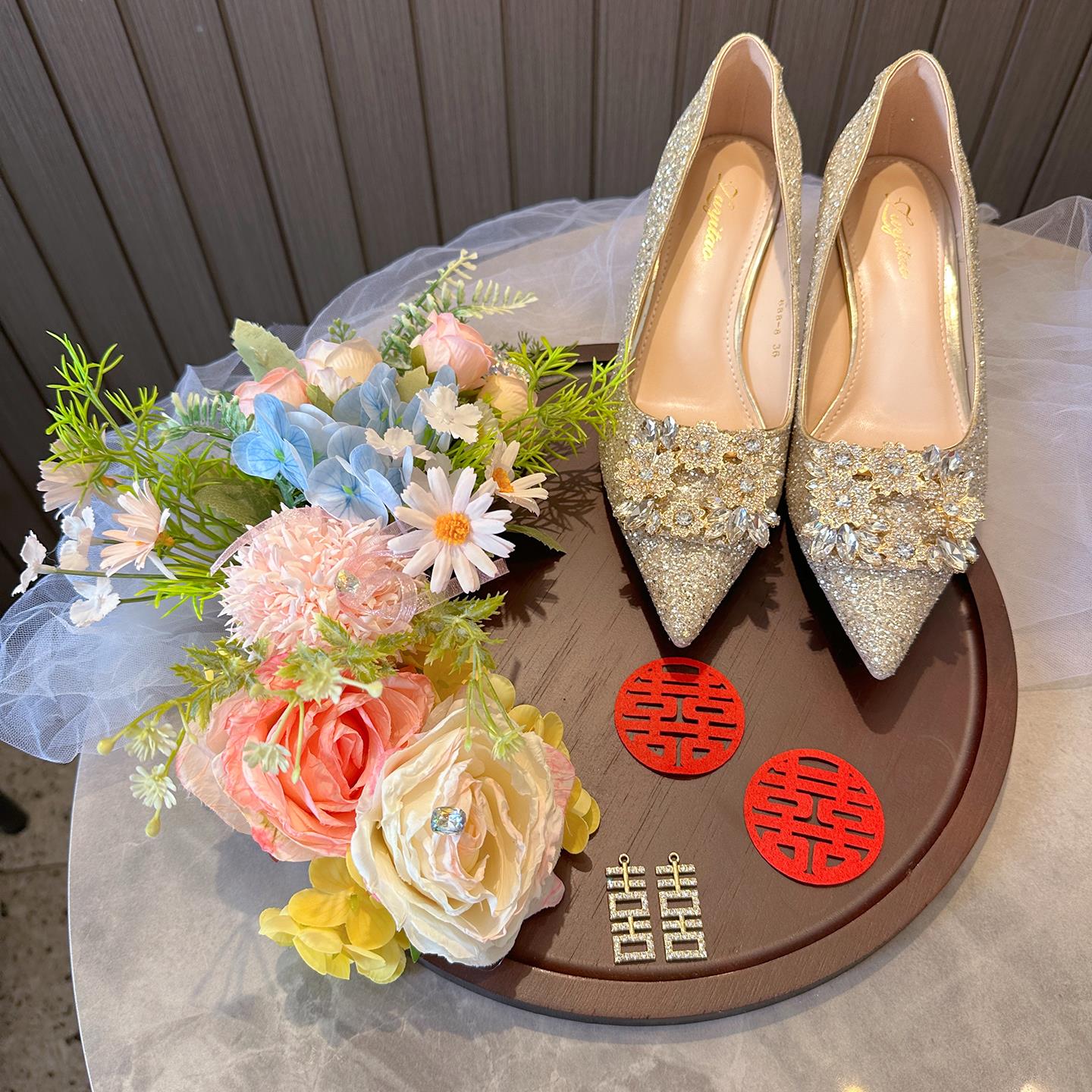 婚鞋展示架成品实木婚鞋托盘手工婚鞋架结婚婚鞋盒结婚拍照道具