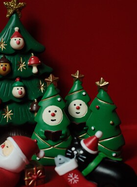 小小圣诞可爱圣诞树圣诞老人桌面圣诞节公仔场景治愈装饰摆件礼物