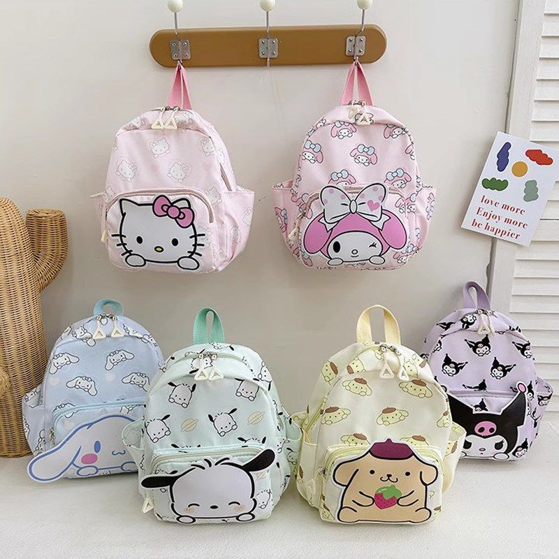 幼儿园女孩书包一二年级小学生超轻外出游玩爱卡通软布女童背包