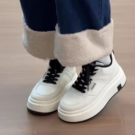 白色高帮鞋女冬新款厚底运动x鞋增高小白L鞋加绒板鞋休闲圆头面包