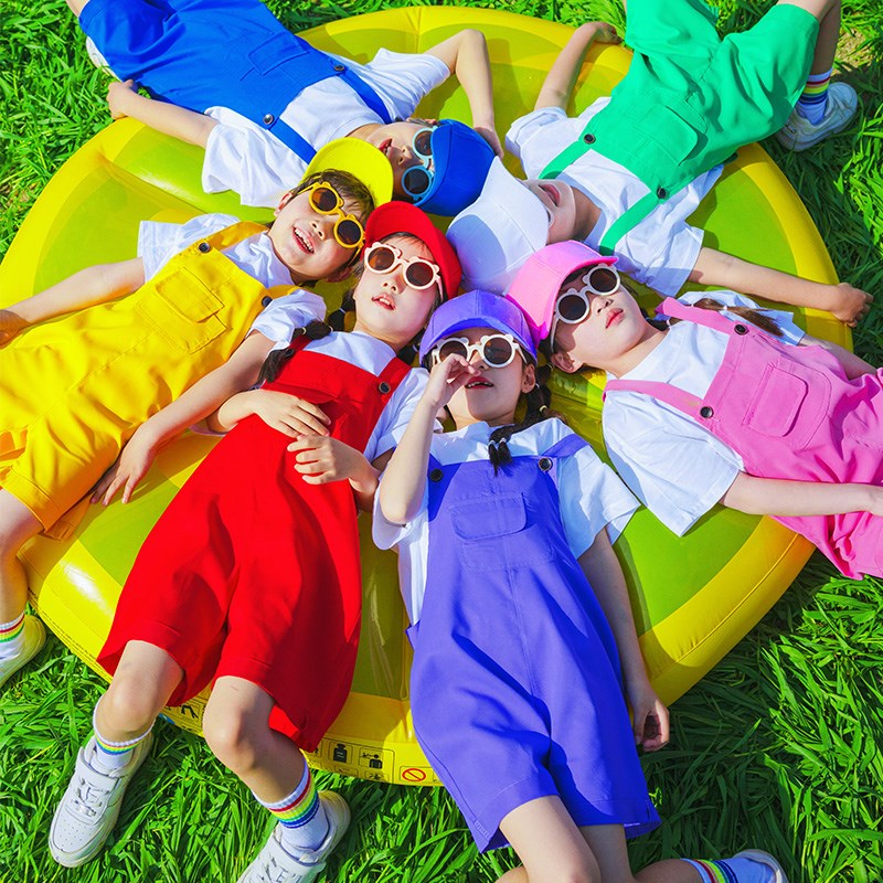 六一儿童幼儿园舞蹈演出服彩色背带裤小学生大合唱啦啦队表演服装