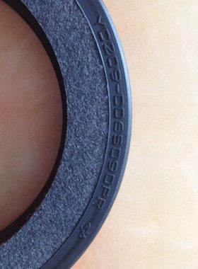 YC209-C065090PR原厂玉柴4102/4105/4108/4110/6105曲轴前后油封