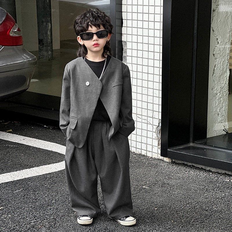 男童西装套装2024春季款洋气宽松儿童西服礼服外套生日走秀演出服