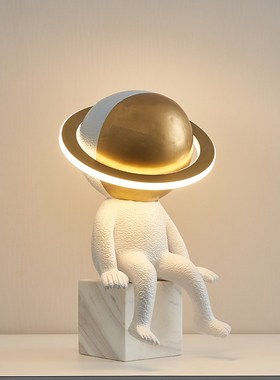 创意宇航员家居饰品照明灯具个性摆件酒店书店网红打卡点装饰造型