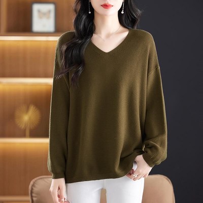 胖妈妈秋装毛衣女宽松加肥大码胖mm遮肚子上衣V领羊毛针织打底衫