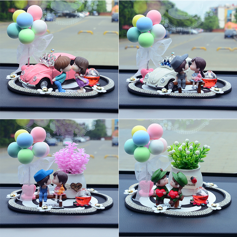 汽车香水摆件漂亮车内饰品创意高档车载装饰用品大全小车内饰女士