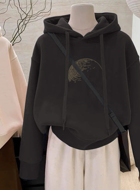 美式连帽短款百搭卫衣女秋冬季2025新款设计感宽松加绒加厚上衣潮