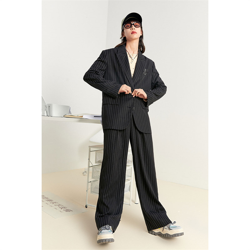 休闲单西绣花外套条纹西装鸟撤柜女装 一线品牌 正品剪牌青仓A286