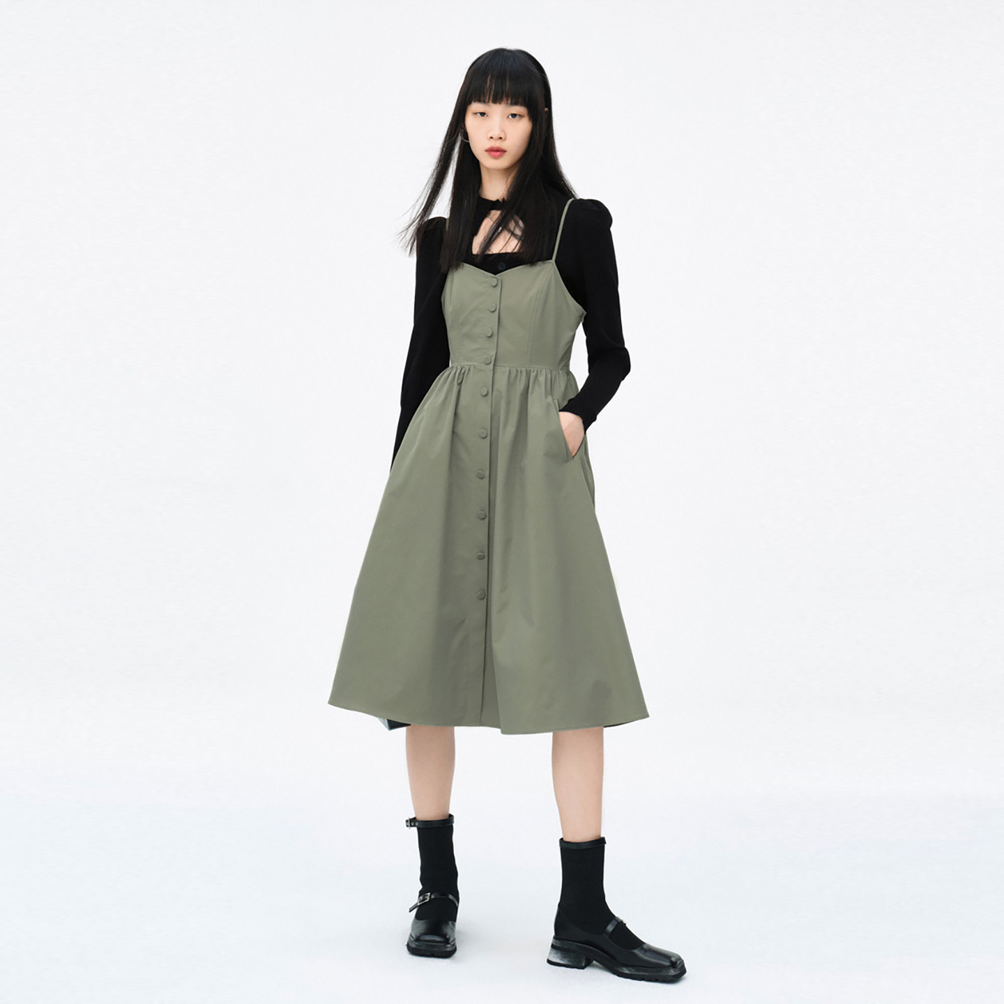 鸟撤柜正品剪牌吊带连衣裙