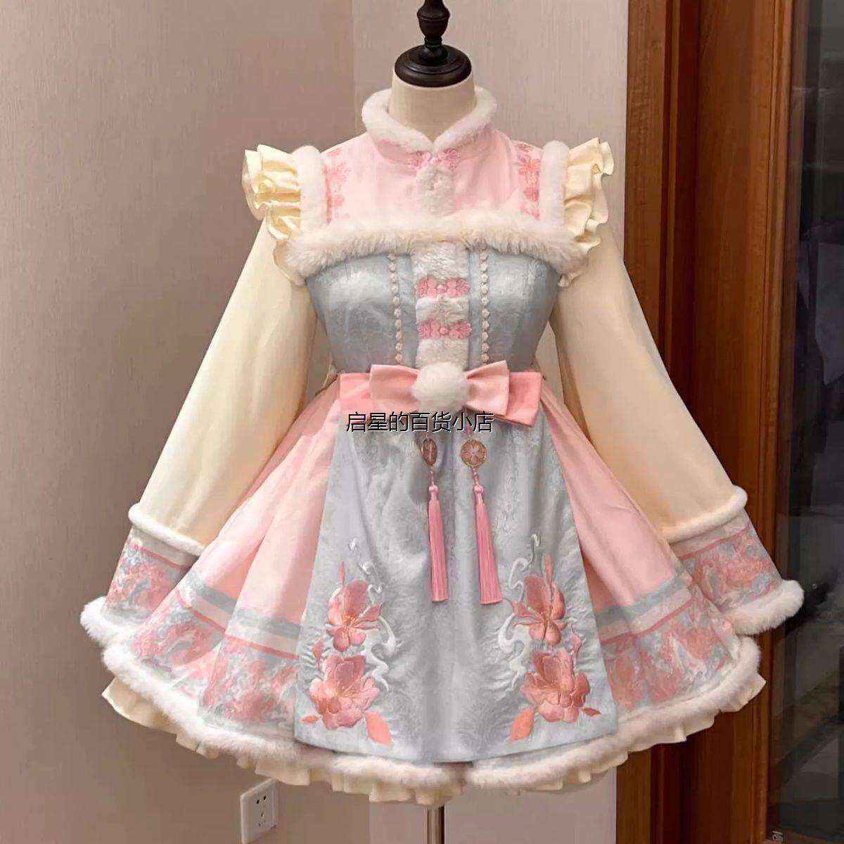 椿雪绒绒洛丽塔正版原创lolita连衣裙加绒公主裙新年战袍