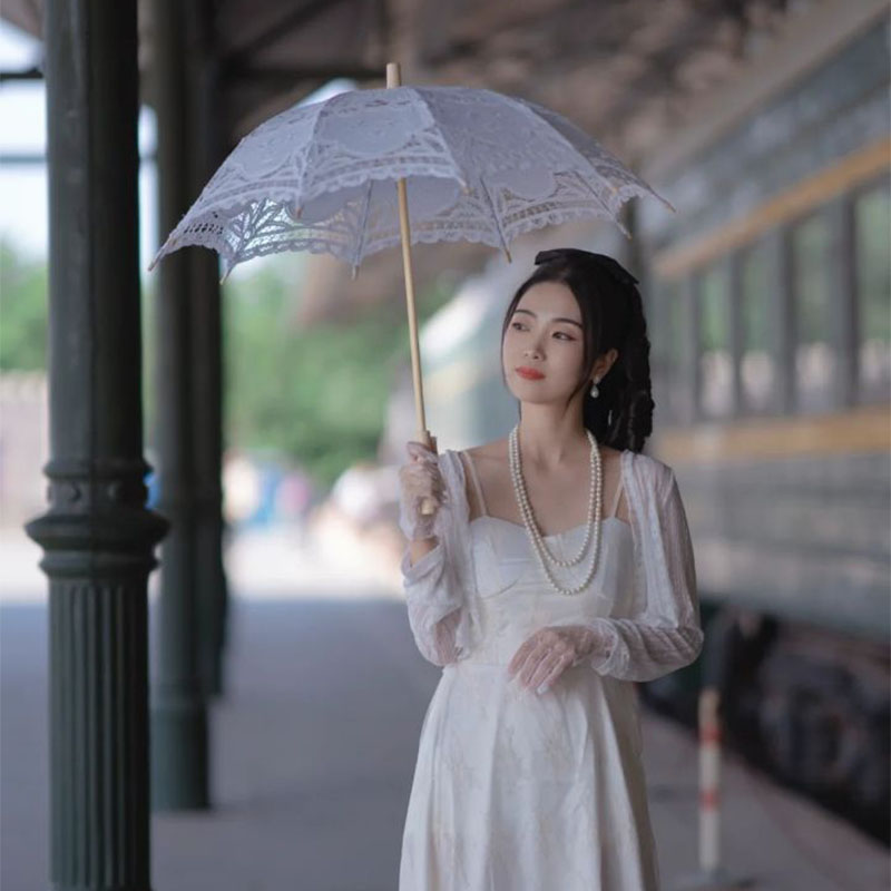 2020新款婚纱摄影道具法式白伞花边蕾丝伞公主洋伞女旅拍新娘雨伞
