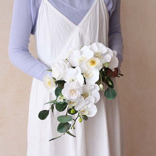 仿真蝴蝶兰婚礼婚庆白色手捧韩式新娘外景婚纱拍照拍摄道具
