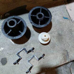 手推式蔬菜播种机配件种子糟压条多功能播种机码仔皮带轮柱塞接头