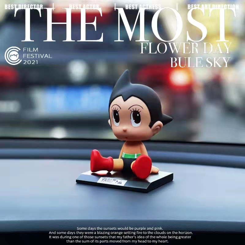 创意汽车摆件个性可爱摇头公仔车载中控仪表台玩偶V模型车内装饰