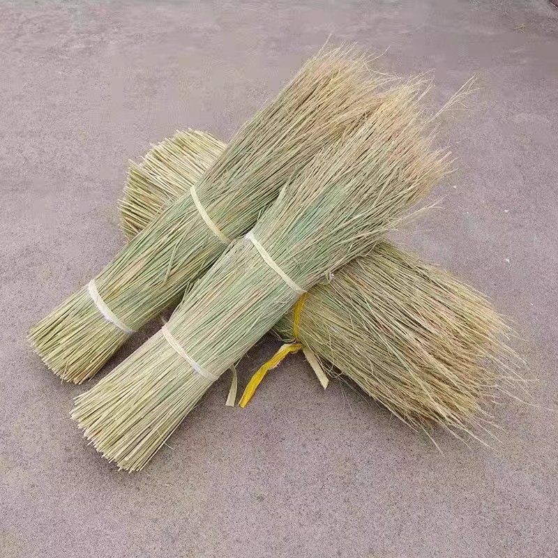 天然稻草做霉豆腐屋顶装饰遮阳稻草帘子牛羊草料稻草纯手工编织