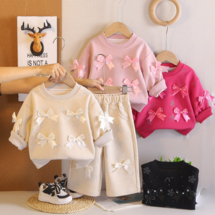 2025女小童春装套装2026新款卡通好多蝴蝶结卫衣春秋季女童衣服