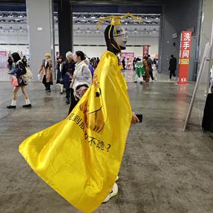 Cosplay皇帝披风帅气见到朕为何不跪大胆龙图黄色搞怪百搭抽象