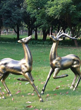 仿铜复古梅花鹿摆件玻璃钢仿真动物雕塑户外园林景观售楼小区装饰