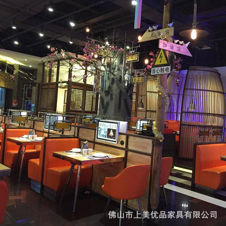 工厂直供北欧风实木餐桌椅套装饭店西餐厅桌椅耐用餐饮家具定制
