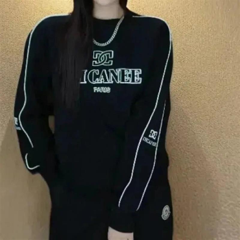 北嘉服饰20D25秋设计师定制圆领麦穗刺绣宽肩刺绣针织显瘦男长袖
