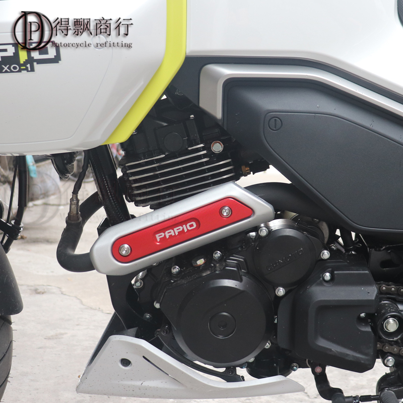 适用春风XO狒狒赛车手冒险家改装车身车架保护罩排气管盖