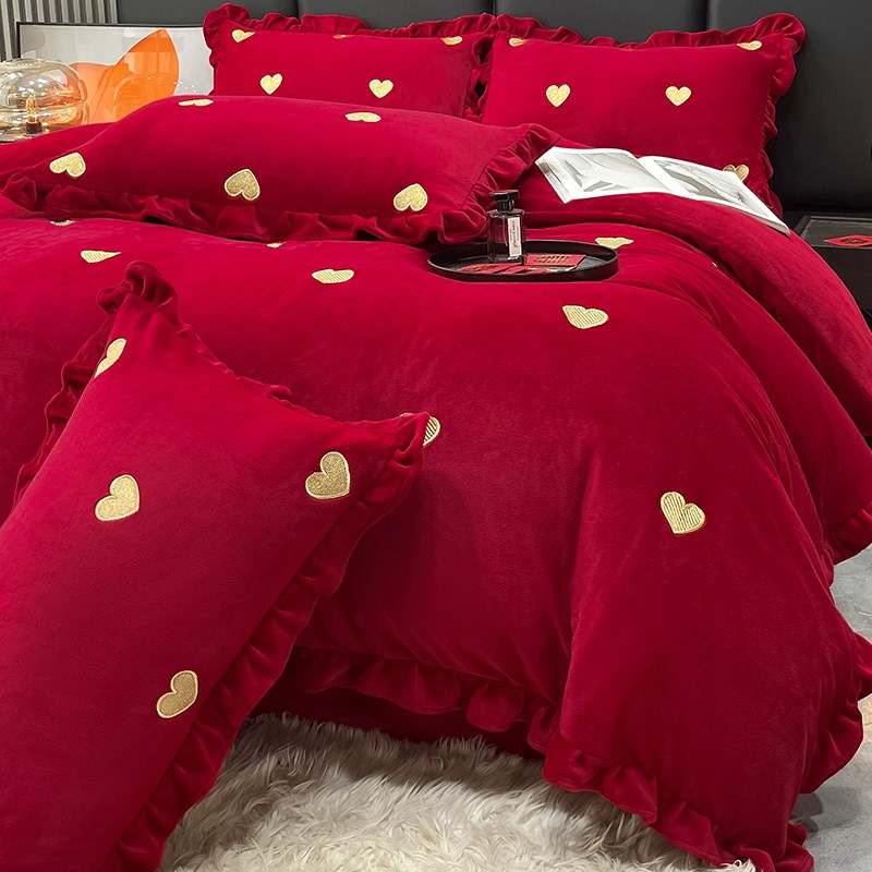 结婚女方陪嫁四件冬天面加厚珊瑚绒被法兰绒床上用品