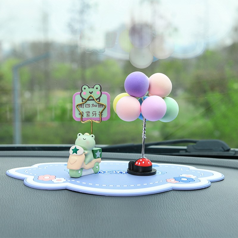 能量突突队卡通可爱汽车摆件解压好物创意桌面小物趣味办公室装饰