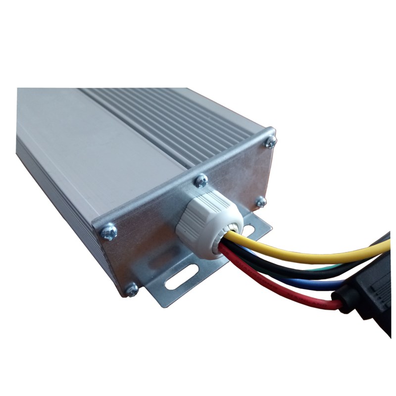 电动四轮汽车DC电压转换器8V72V9V0V转V大功率直流五线通用