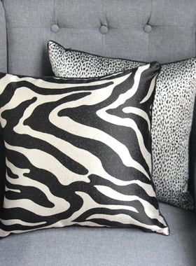 黑色豹纹沙发抱枕靠垫客厅床头飘窗护腰靠枕样板房展厅装饰抱枕