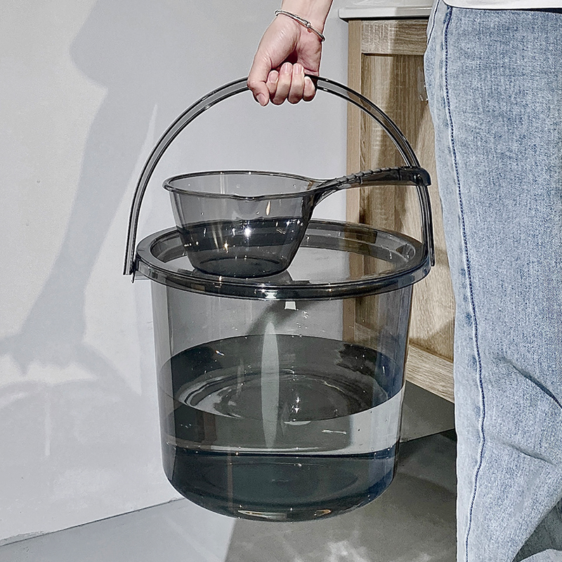 栋哈透明黑色水桶脸盆加厚家用塑料洗衣手提桶学生宿舍洗澡水勺