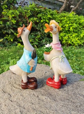 一家三四五口鸭子摆件花园别墅幼儿园装饰品工艺品劳动鸭子摆设