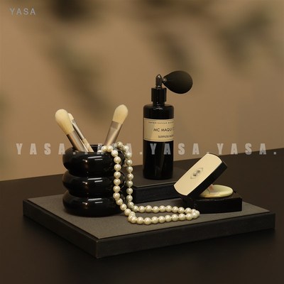 星韵复古梳妆样板间卧室衣帽间梳妆台气质优雅软装